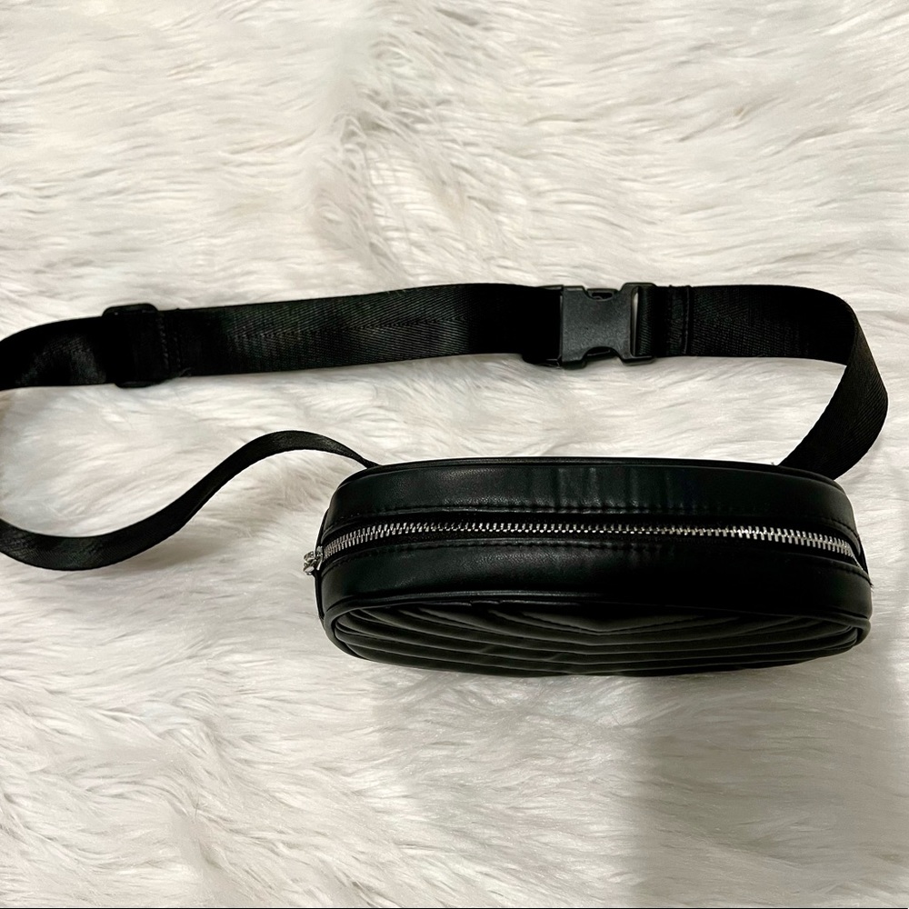 comfortable small bag - Picture 2 of 3